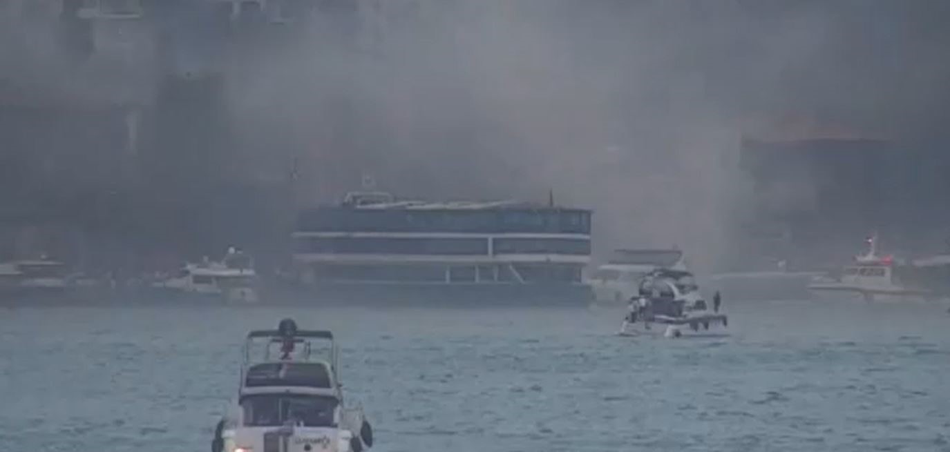 Bebek Sahili’nde teknede çıkan yangın söndürüldü
