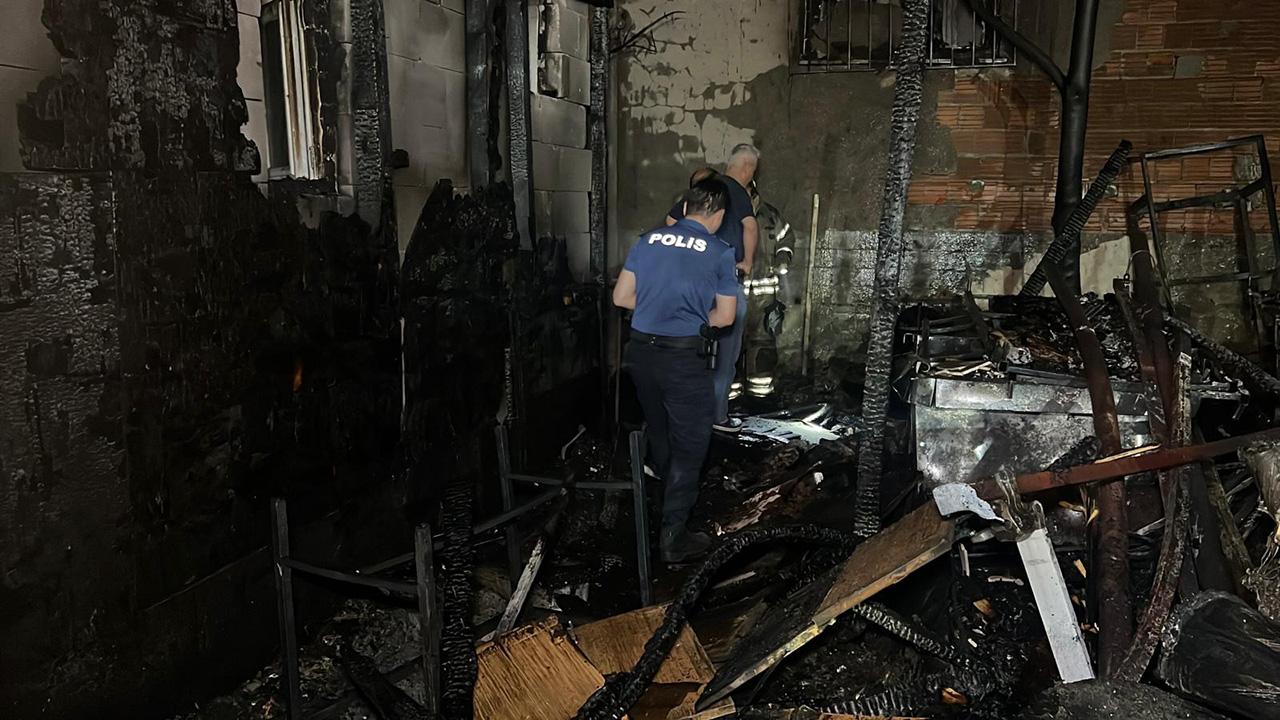 Alevler depodan binalara sıçradı