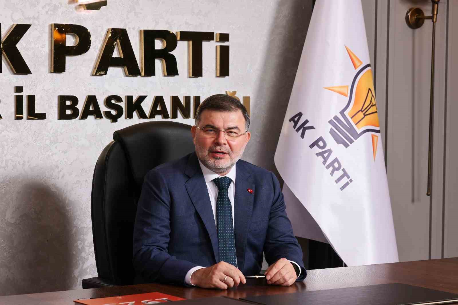 AK Partili Saygılı: "İzmir’in bu tüccarlardan alacağı 25 yılı var"