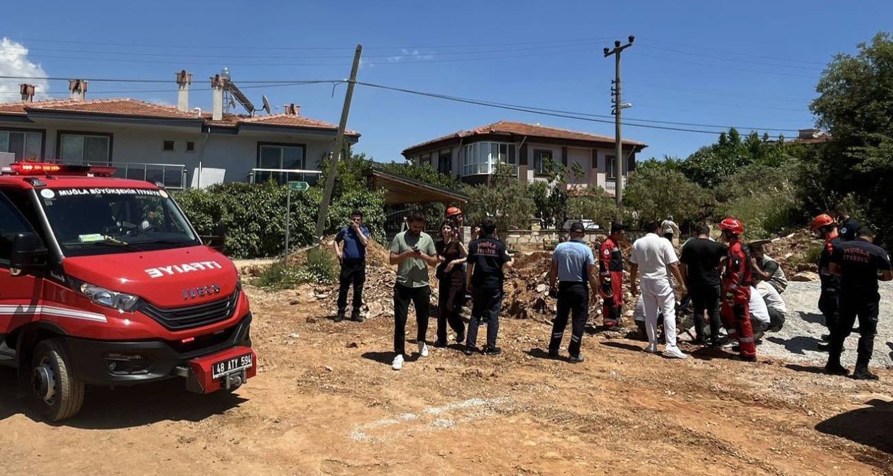 Menteşe’de altyapı çalışmasında işçi toprak altında kaldı