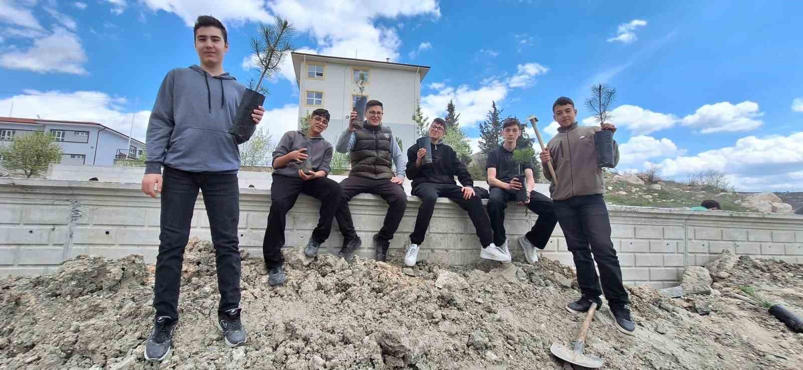 ÇEDES kapsamında Kütahya’da fidan dikim seferberliği