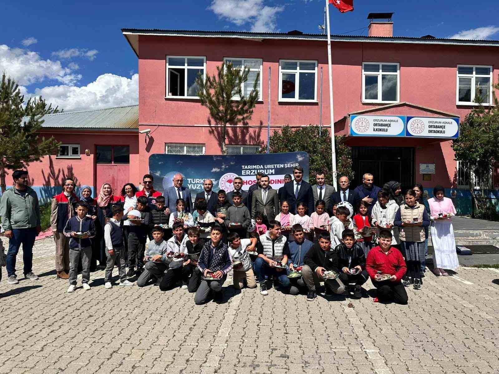 Aşkale’de dünya süt günü etkinliği düzenlendi