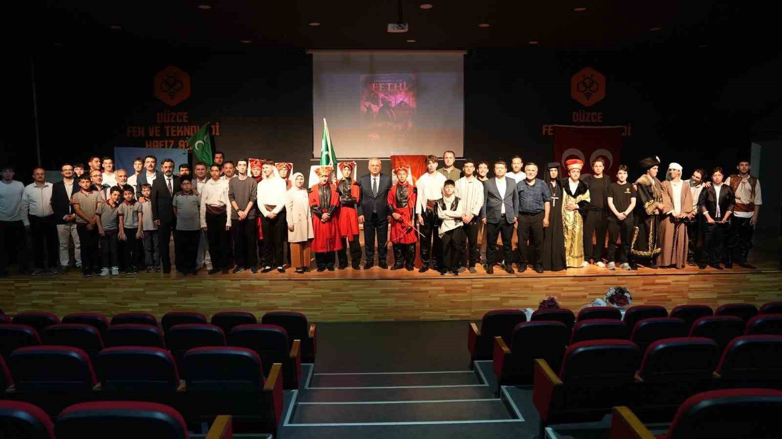 Düzce’de İstanbul’un fethi coşkuyla anıldı