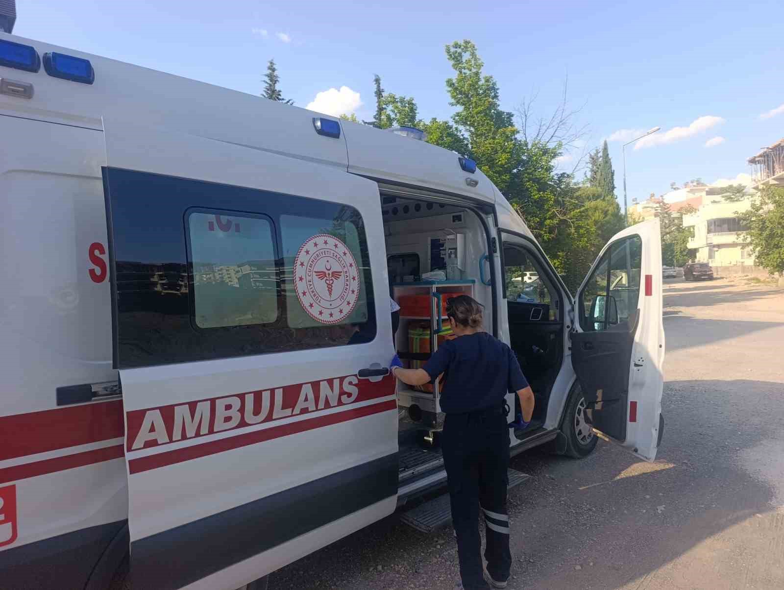 Yüksekten düşen çocuk yaralandı