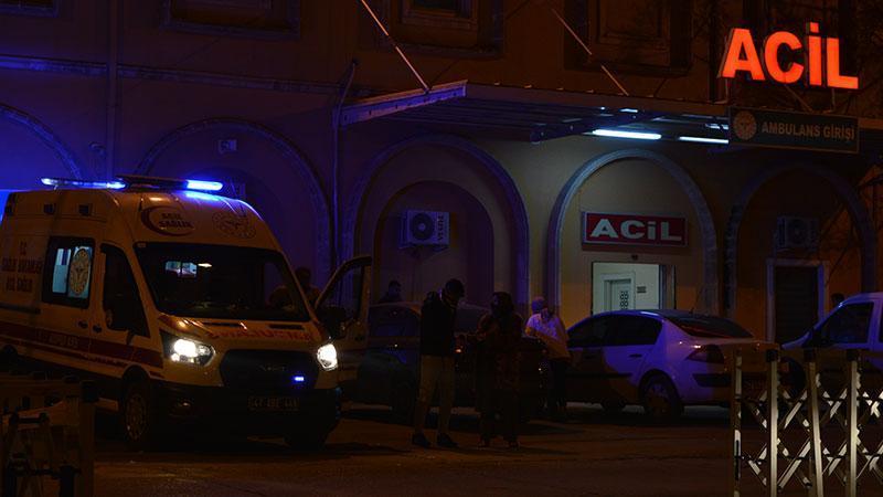 Mardin’de parkta silahlı saldırı: 1 ölüMardin’in Kızıltepe ilçesinde parkta silahlı saldırıya uğrayan Deniz Kaplan (48), hayatını kaybetti.