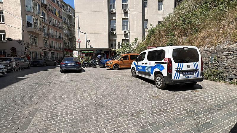 Beyoğlu’nda otopark çalışanına silahlı saldırı
