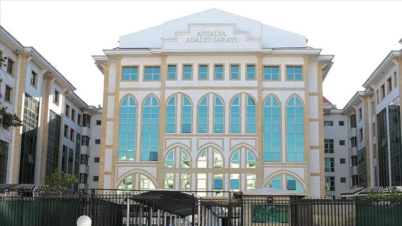 Antalya Büyükşehir Belediyesi soruşturmasında 2 şüpheli tutuklandı