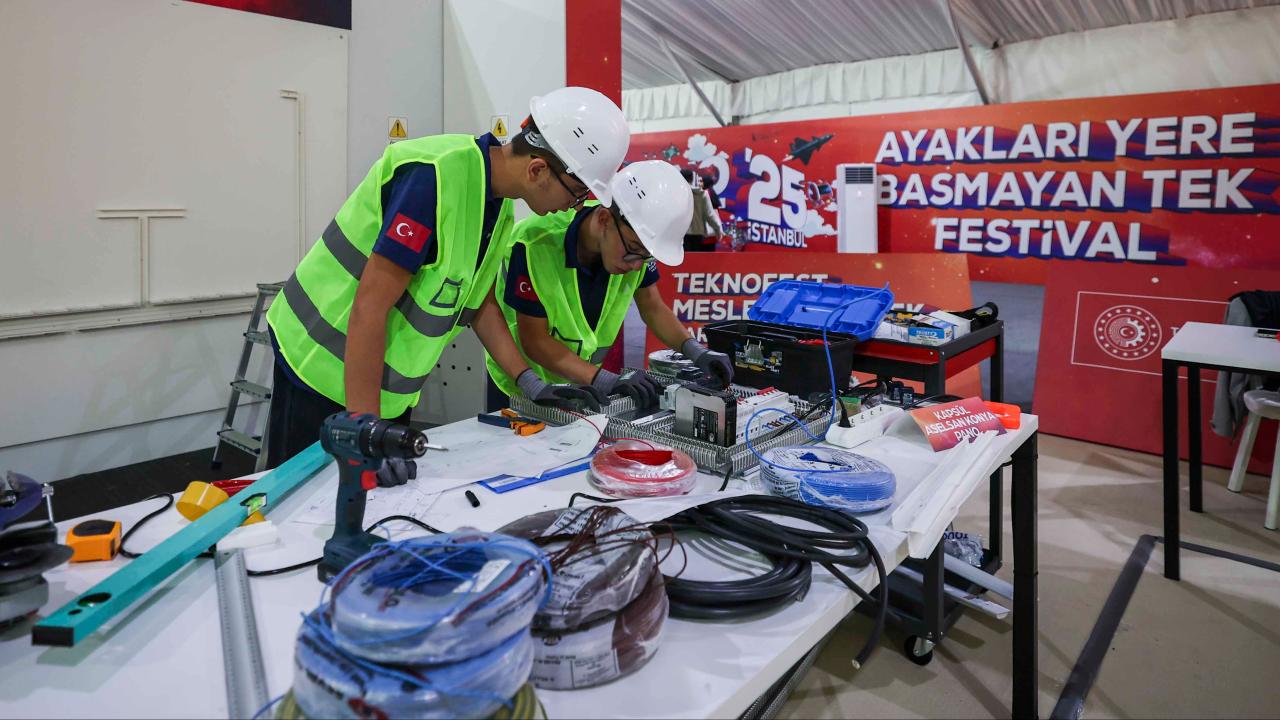 Türkiye'nin usta elleri TEKNOFEST Mesleki Yetenek Yarışması'nda yarışacak