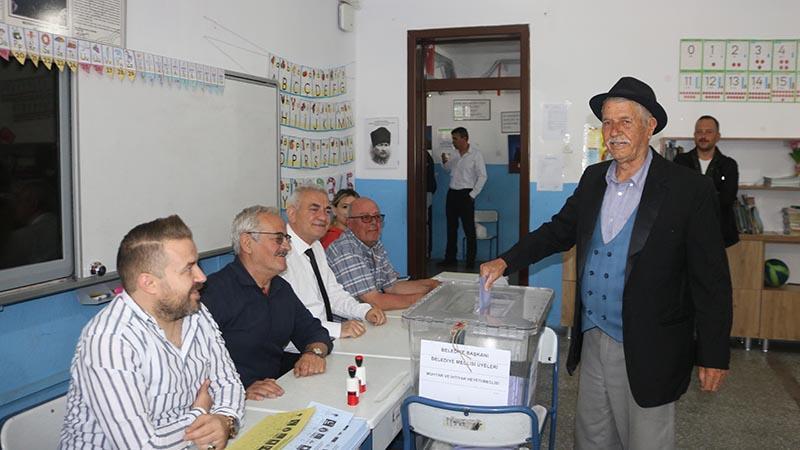 Nevşehir’in Mustafapaşa beldesinde oy kullanma işlemi başladı