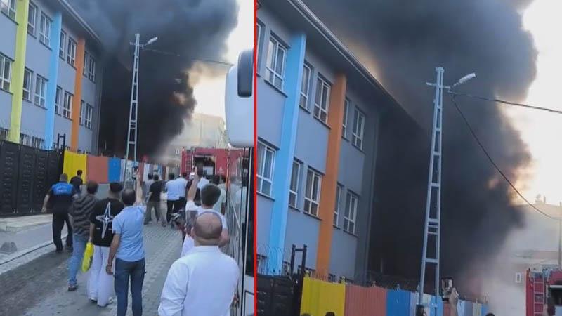Esenyurt'ta 3 katlı okulda çıkan yangın söndürüldü
