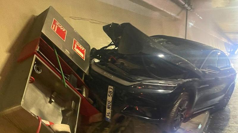 Avrasya Tüneli'nde kaza; tünel trafiğe açıldı
