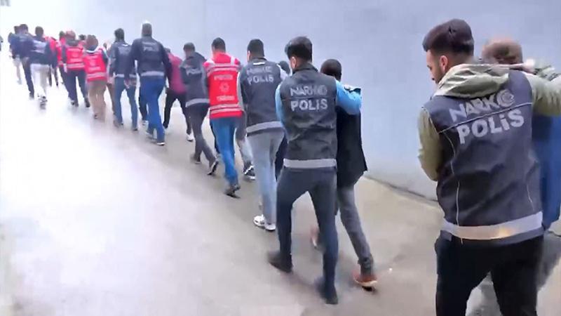 69 ilde uyuşturucu satıcılarına operasyon: 381 tutuklama