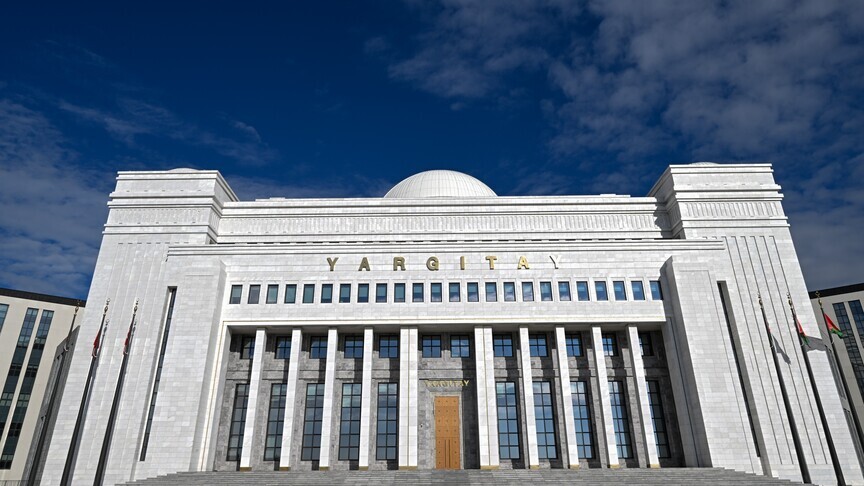 Yargıtaydan "hafta tatili yıllık izin süresinden sayılamaz" kararı