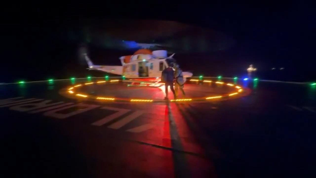 Yıldırım sondaj gemisinde yaralanan çalışan, helikopterle tahliye edildiZonguldak açıklarında Sakarya Gaz Sahası’nda görev yapan Yıldırım sondaj gemisinde yaralanan kişi, Sahil Güvenlik Komutanlığı helikopteriyle sağlık ekiplerine ulaştırıldı.
