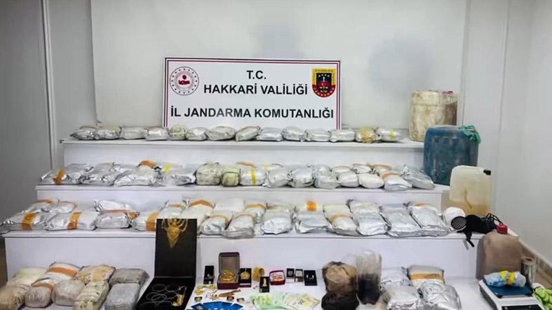 Hakkari'de 626 kilo uyuşturucu ele geçirildi: 4 tutuklama