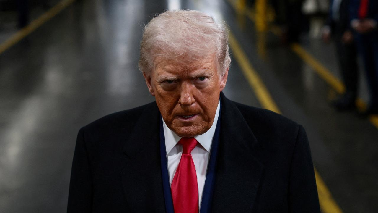 Trump'tan İran'ı çok sert vuracağız mesajı